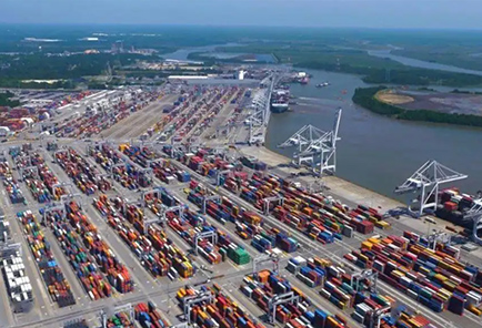 Global freight forwarder ships affected by delays at U.S. east ports