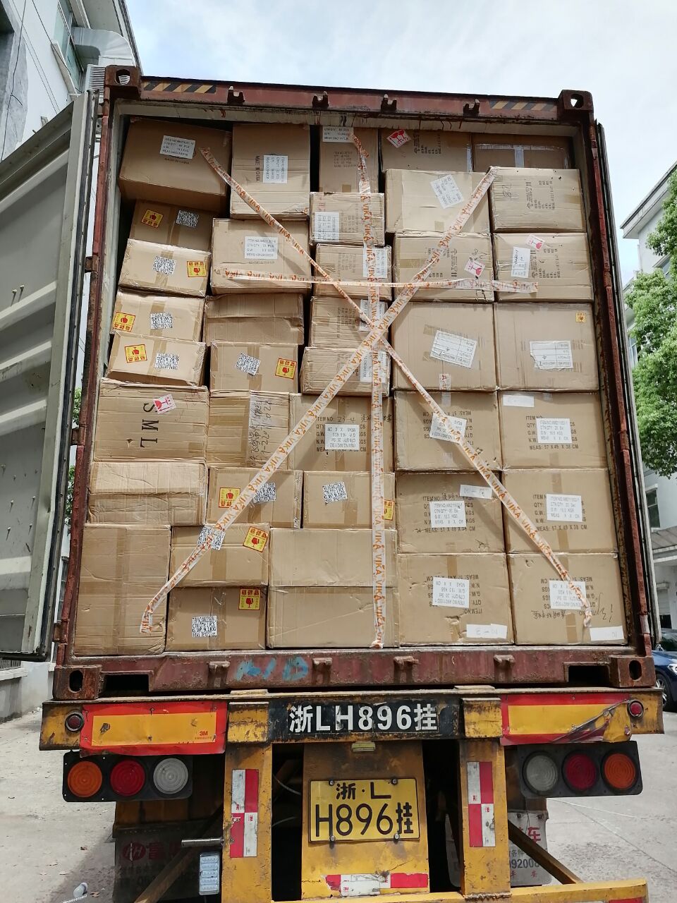 China Yiwu to Armenia international freight forwarder case